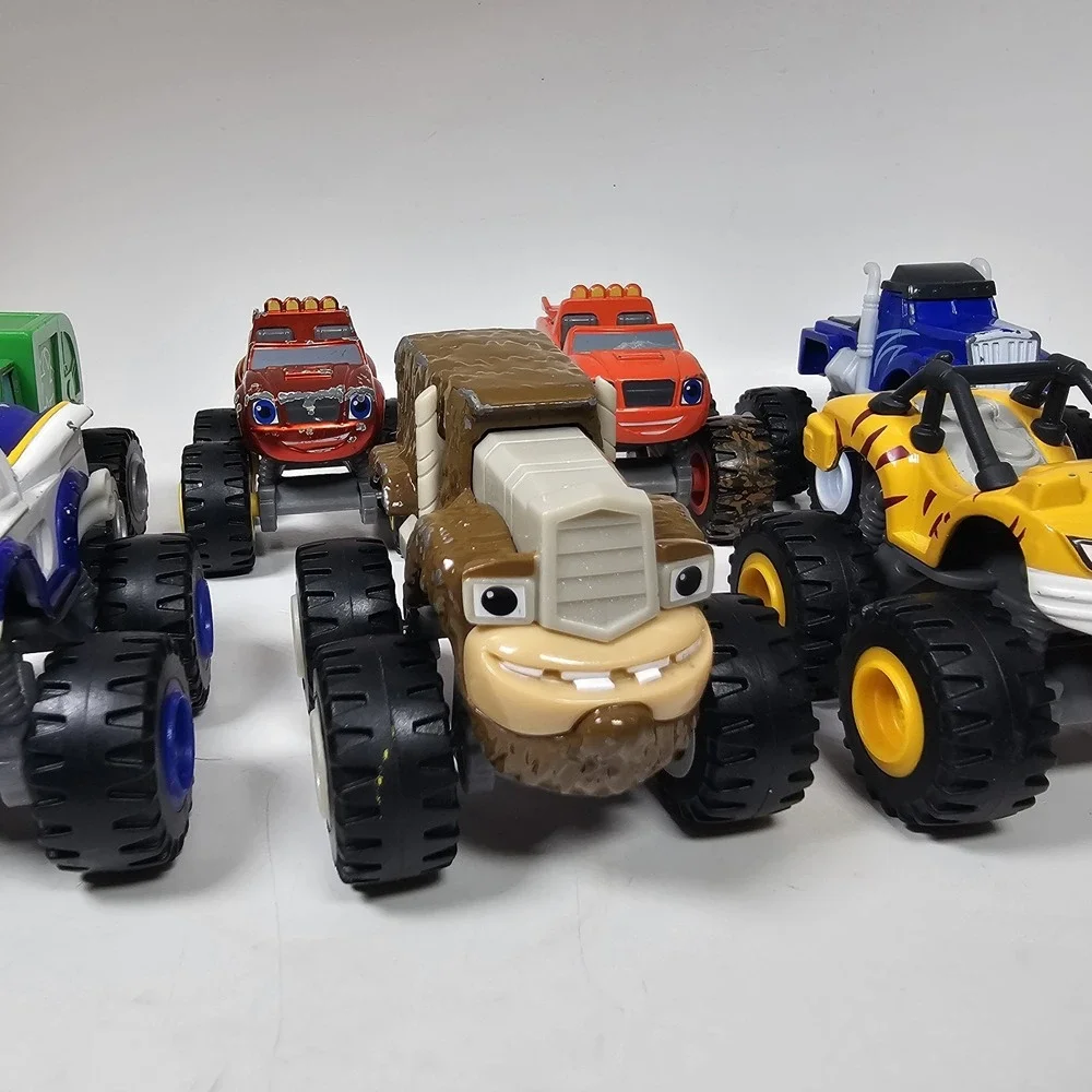 Lot of (7) 2014 Mattel Blaze and the Monster Machines Diecast Monster Trucks